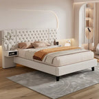 Lit plateforme à oreilles, capitonné de velours beige/gris avec tables de chevet intégrées – 1 place, très grand lit