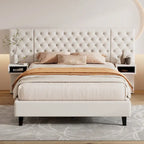 Lit plateforme à oreilles, capitonné de velours beige/gris avec tables de chevet intégrées – 1 place, très grand lit