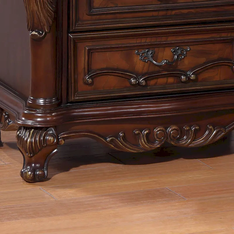 Commode 5 tiroirs en bois massif, blanc/cerisier, style baroque, avec détails sculptés et intérieur en cèdre